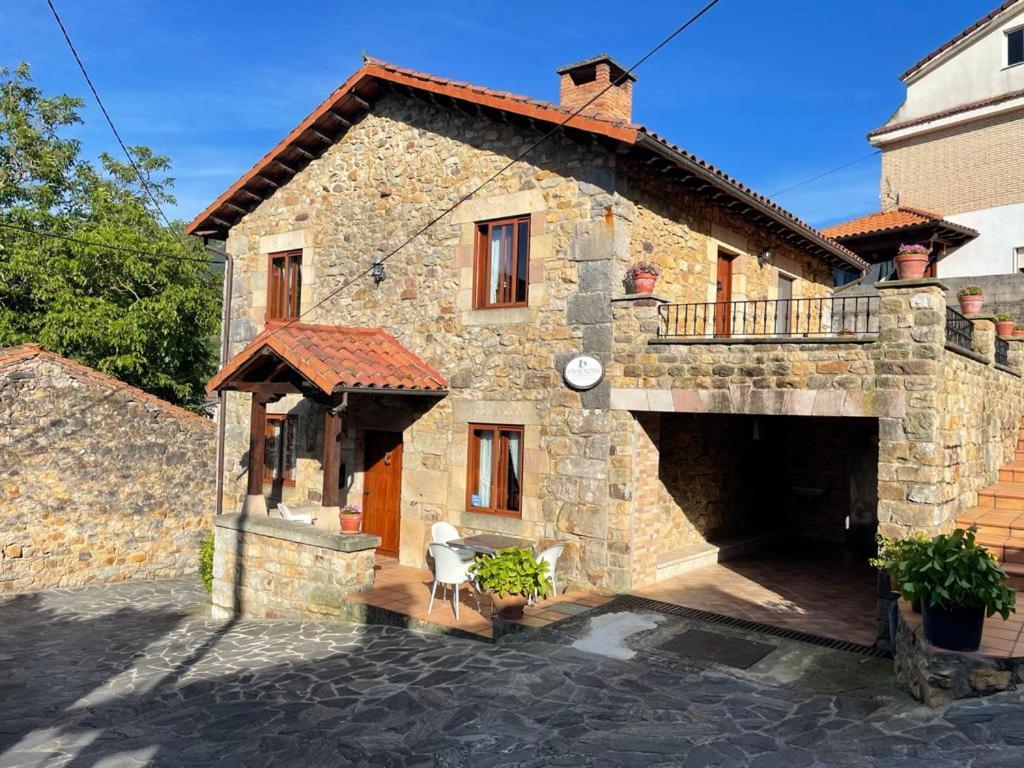 Apartamentos Rurales La Casa Vieja De Alceda Exterior photo
