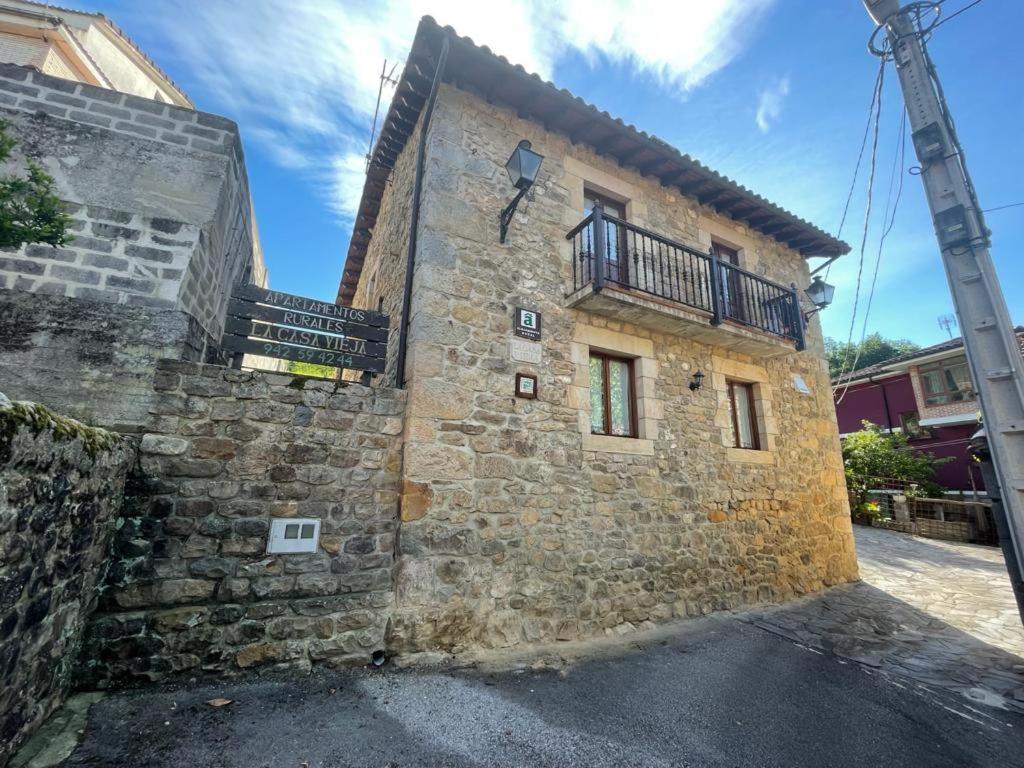Apartamentos Rurales La Casa Vieja De Alceda Exterior photo