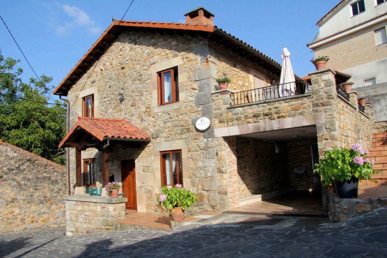 Apartamentos Rurales La Casa Vieja De Alceda Exterior photo